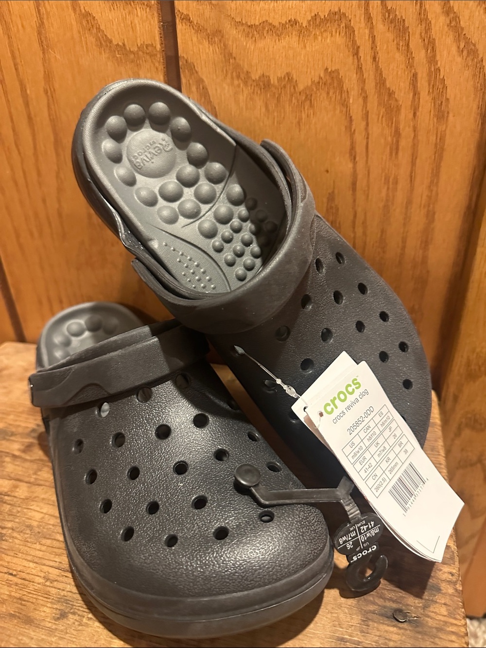 CROCS Unisex Reviva Clog in Black